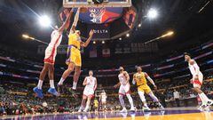 En una nueva exhibición de ‘El Rey’ (48+8), los Lakers derrotaron a los Rockets. James ya está a 316 del récord de Abdul-Jabbar. Toscano jugó como suplente.