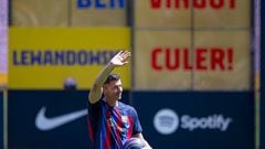 BARCELONA, SPAIN - AUGUST 5: FC Barcelona's Polish forward Robert Lewandowski takes part during his official presentation at the Camp Nou Stadium in Barcelona on August 5, 2022. (Photo by Adria Puig/Anadolu Agency via Getty Images)