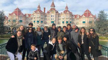 Rafa Nadal disfruta de Disneyland París en familia