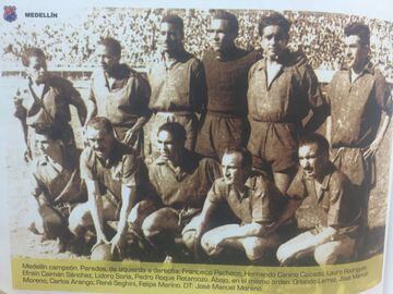 Felipe Marino vistió las camisetas de Sporting de Barranquilla, Medellín, Nacional, Bucaramanga y Cúcuta. En su paso por el fútbol colombiano entre 1953 y 1959, marcó un total de 150 goles. En esta foto es el último de la fila de abajo, de izquierda a derecha.