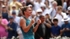Coach Cahill announces split with Halep for family reasons