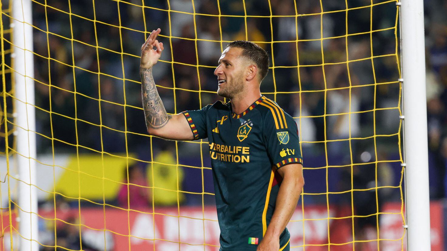 Can LA Galaxy make the playoffs after comeback win over Minnesota? AS USA