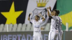 Players of Brazil&#039;s Santos celebrate after defeating Argentina&#039;s Boca Juniors 3-0 in their Copa Libertadores semifinal football match at the Vila Belmiro stadium in Santos, Brazil, on January 13, 2021. (Photo by Andre Penner / POOL / AFP)