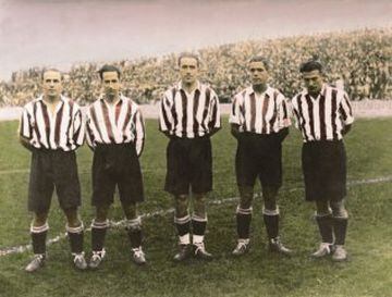 "La Maravillas" of Athletic Bilbao consisted of Lafuente, Iraragorri, Bata, Chirri II and Gorostiza. Between 1929 and 1934, The Lions won three Liga titles (1930, 1931 and 1934) and four Copas (1930-33). The formidable attacking quintet scored 307 goals i