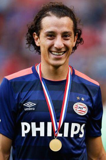 Andrés Guardado lleva sólo una temporada en el PSV y fue elegido el MVP de la temporada y salió campeón de la liga con su escuadra