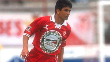 En 1999, Bebeto sorprendió al mundo del futbol al enrolarse en las filas del Toros Neza. Su paso en el balompié mexicano fue breve para después regresar a su país con el Botafogo.
