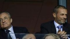 Florentino Pérez, presidente dle Real Madrid, y Ceferin, su homólogo en la UEFA.