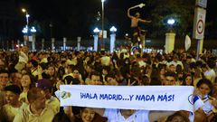 Follow the celebrations as Real Madrid's throng to the centre of the Spanish capital to wait for their heroes to bring the European Cup home.