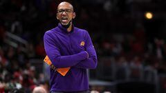Phoenix Suns’ HC Monty Williams criticizes referees after Game 4 loss to the New Orleans Pelicans leaves the series tied at 2-2