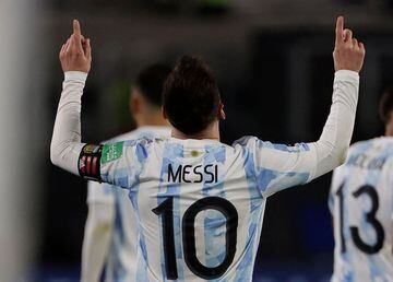 La atmósfera era distinta, se palpitaba algo especial y Messi se encargó de ser la estrella de la noche.