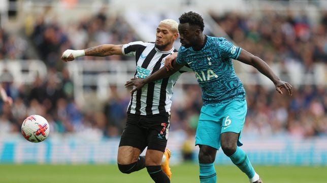 Aos 21 minutos, o Newcastle já atropelava o Tottenham por 5-0. Jogo acabou  6-1