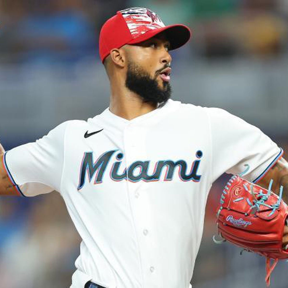 Marlins' Sandy Alcantara wins NL Cy Young Award, beats Max Fried