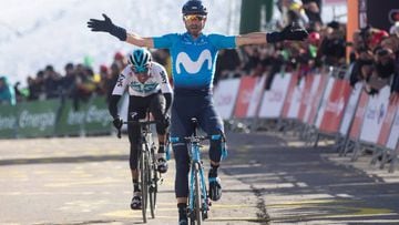 GRAF8481. LA MOLINA (GIRONA) 22/03/2018.- El ciclista espa&ntilde;ol del Movistar, Alejandro Valverde, seguido del colombiano del Sky, Egan A. Bernal, celebra su victoria en la cuarta etapa, la etapa reina de la Volta Ciclista a Catalunya, de 170,800 km e