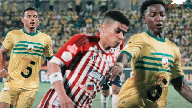 Bucaramanga y Junior igualan sin goles en intenso partido