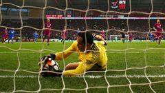CARDIFF, WALES - JANUARY 28:  Claudio Bravo of Manchester City makes a save on the line during The Emirates FA Cup Fourth Round match between Cardiff City and Manchester City on January 28, 2018 in Cardiff, United Kingdom.  (Photo by Michael Steele/Getty 