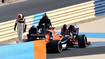 Abandono del McLaren de Vandoorne... antes de la salida