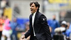 Inter Milan's Italian head coach Simone Inzaghi reacts during the Italian Serie A football match between Inter Milan and Lazio at San Siro Stadium in Milan, on April 30, 2023. (Photo by GABRIEL BOUYS / AFP)
