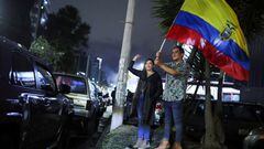 Supporters of Ecuadorian presidential candidate Daniel Noboa celebrate following his win in the presidential election, in Quito, Ecuador, October 15, 2023. REUTERS/Luisa Gonzalez