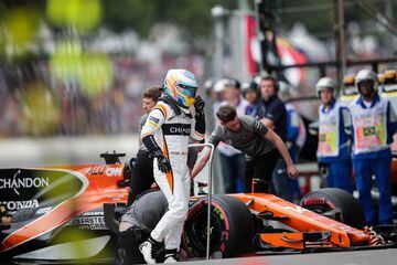 El piloto español Fernando Alonso, de la escudería McLaren