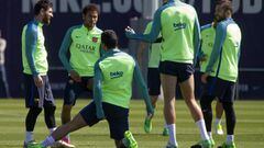 Neymar, en el entrenamiento del Barcelona de este s&aacute;bado.