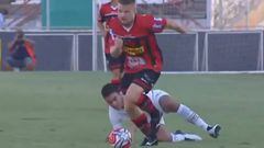Felipe Aguilar tuvo incidencia en la goleada del Santos
