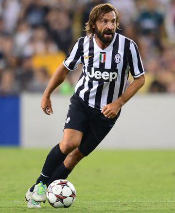 El legendario italiano, tras 10 años en el Milan, se fue gratis al archirrival Juventus con 32 años. Con la 'Vecchia Signora' ganó un tetracampeonato local y jugó una final de Champions. 