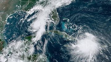 Adem&aacute;s de la pandemia por coronavirus, Estados Unidos se enfrenta una nueva amenaza con la llegada del Hurac&aacute;n Marco y la tormenta tropical Laura.