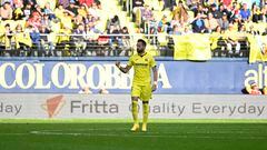 VILLARREAL, 26/11/2023.- El centrocampista del Villarreal Jose Luis Morales  celebra su gol durante el partido de Liga que disputan Villarreal y Osasuna este domingo en el estadio de La Cerámica. EFE/Andreu Esteban
