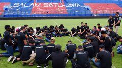 Homenaje del Arema FC a las víctimas de Indonesia
