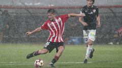 El Bilbao Athletic goleó en el diluvio.