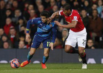 Alexis Sánchez fue una de las buenas figuras del triunfo de Arsenal sobre Manchester United.