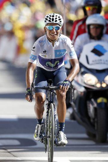 TDF165. Alpe D Huez (France), 25/07/2015.- Movistar team rider Alexander Nairo Quintana of Colombia crosses the finish line of the 20th stage of the 102nd edition of the Tour de France 2015 cycling race over 110.5 km between Modane Valfrejus and Alpe d'Huez, France, 25 July 2015. (Ciclismo, Francia) EFE/EPA/SEBASTIEN NOGIER