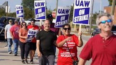 After a visit to a UAW picket line by President Biden, Donald Trump will also be making a stop in Michigan to speak with auto workers.