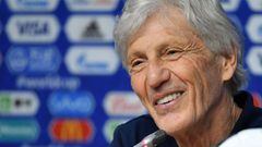 Colombia&#039;s coach Jose Pekerman smiles during a press conference on the eve of the Russia 2018 World Cup Group H football match between Colombia and Senegal at the Samara Arena on June 27, 2018 in Samara. / AFP PHOTO / Emmanuel DUNAND