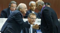Blatter inici&oacute; el plan de paz, al que se prest&oacute; Rajoub, presidente de la Federaci&oacute;n de Palestina..