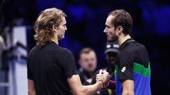 Alexander Zverev y Daniil Medvedev, en las ATP Finals de Turín 2023.
