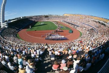 El primer Campeonato Mundial de atletismo se celebró en 1983 en Helsinki, Finlandia. Al principio se celebraba cada cuatro años, pero a partir de la cuarta edición, que fue en Stuttgart, y hasta la actualidad, se celebra cada dos.