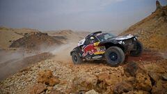 Carlos Sainz durante la quinta etapa del Rally Dakar 2021.