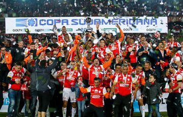 El 9 de diciembre de 2015, el equipo dirigido por Gerardo Pelusso venció a Huracán de Argentina por penales y conquistó su primer título internacional. Durante el torneo eliminó a Liga de Loja, Nacional de Uruguay, Emelec, Independiente y Sportivo Luqueño.