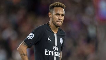 Barton ataca a Neymar: "Es el Kim Kardashian del fútbol, un fenómeno de pub"