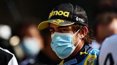 Alonso gets green light for F1 start after surgery on jaw