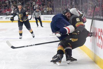 La pelea entre Knights y Capitals en la Stanley Cup de la NHL