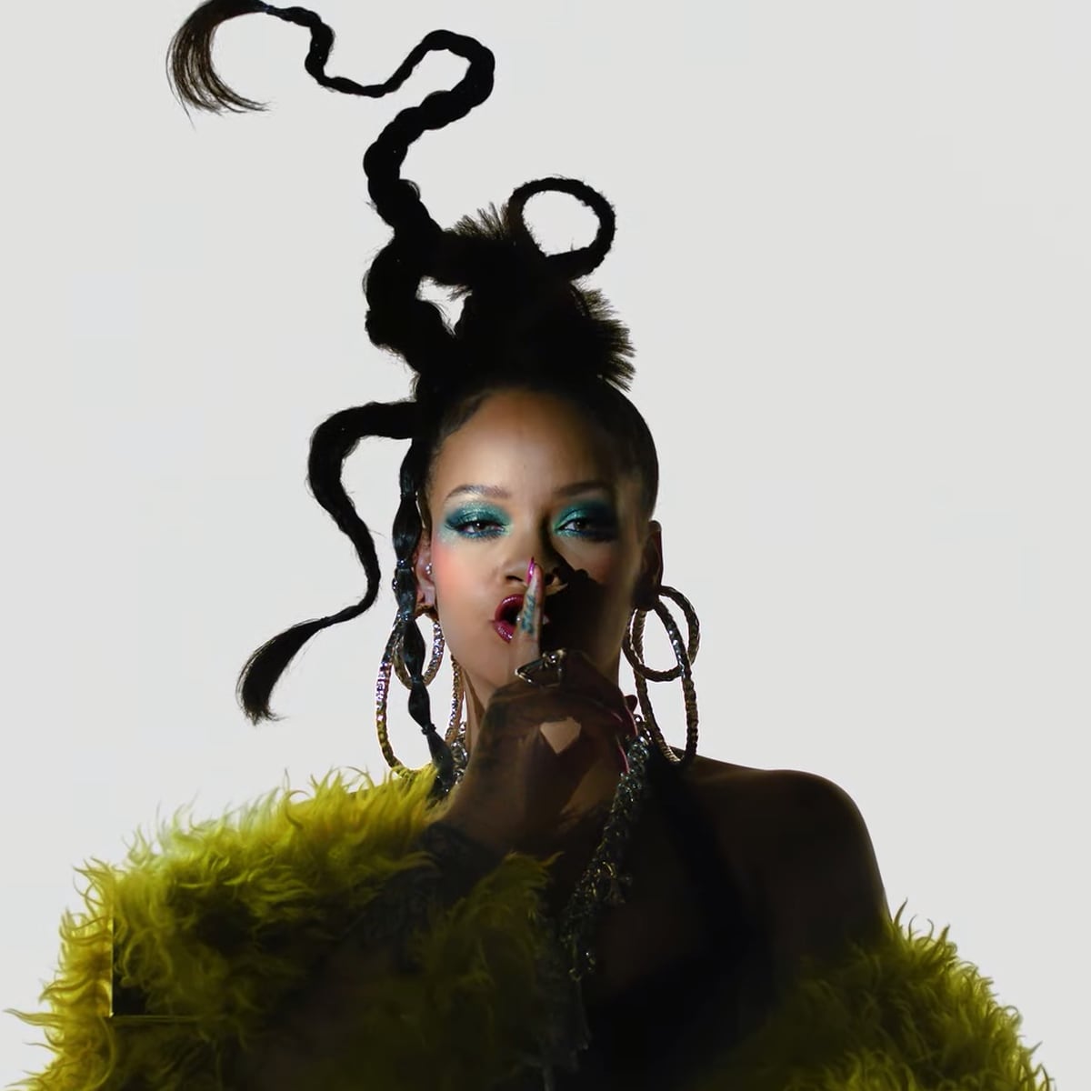 Apple Music launches Rihanna's Road to Halftime ahead of Super Bowl LVII -  Apple