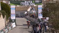 Van Gils se lleva una Vuelta a Andalucía de sólo 5 kilómetros