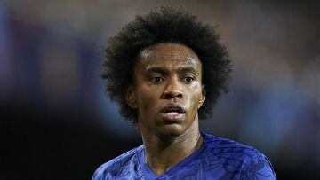 Willian: "I'm happy at Chelsea but my future is in their hands"