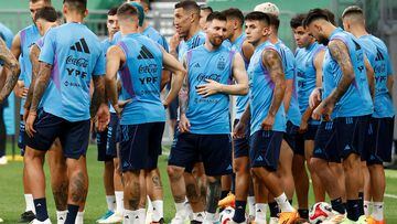 Soccer Football - International Friendly - Argentina training - Workers' Stadium, Beijing, China - June 14, 2023 Argentina's Lionel Messi with teammates during training REUTERS/Thomas Peter REFILE - CORRECTING VENUE