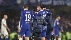 LONDON, ENGLAND - NOVEMBER 02: Ben Chilwell of Chelsea is helped from the pitch with a leg injury during the UEFA Champions League group E match between Chelsea FC and Dinamo Zagreb at Stamford Bridge on November 2, 2022 in London, United Kingdom. (Photo by Charlotte Wilson/Offside/Offside via Getty Images)