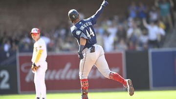 Mariners star Julio Rodriguez notches incredible HR, SB career