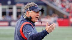 De acuerdo con un reporte de Boston Globe, amigos cercanos a Bill Belichick temen que el coach pueda ser despedido de los New England Patriots.