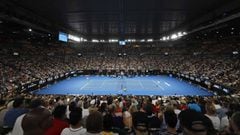 Imagen panor&aacute;mica de la pista Rod Laver Arena durante la final del Open de Australia 2018 disputada entre Roger Federer y Marin Cilic.